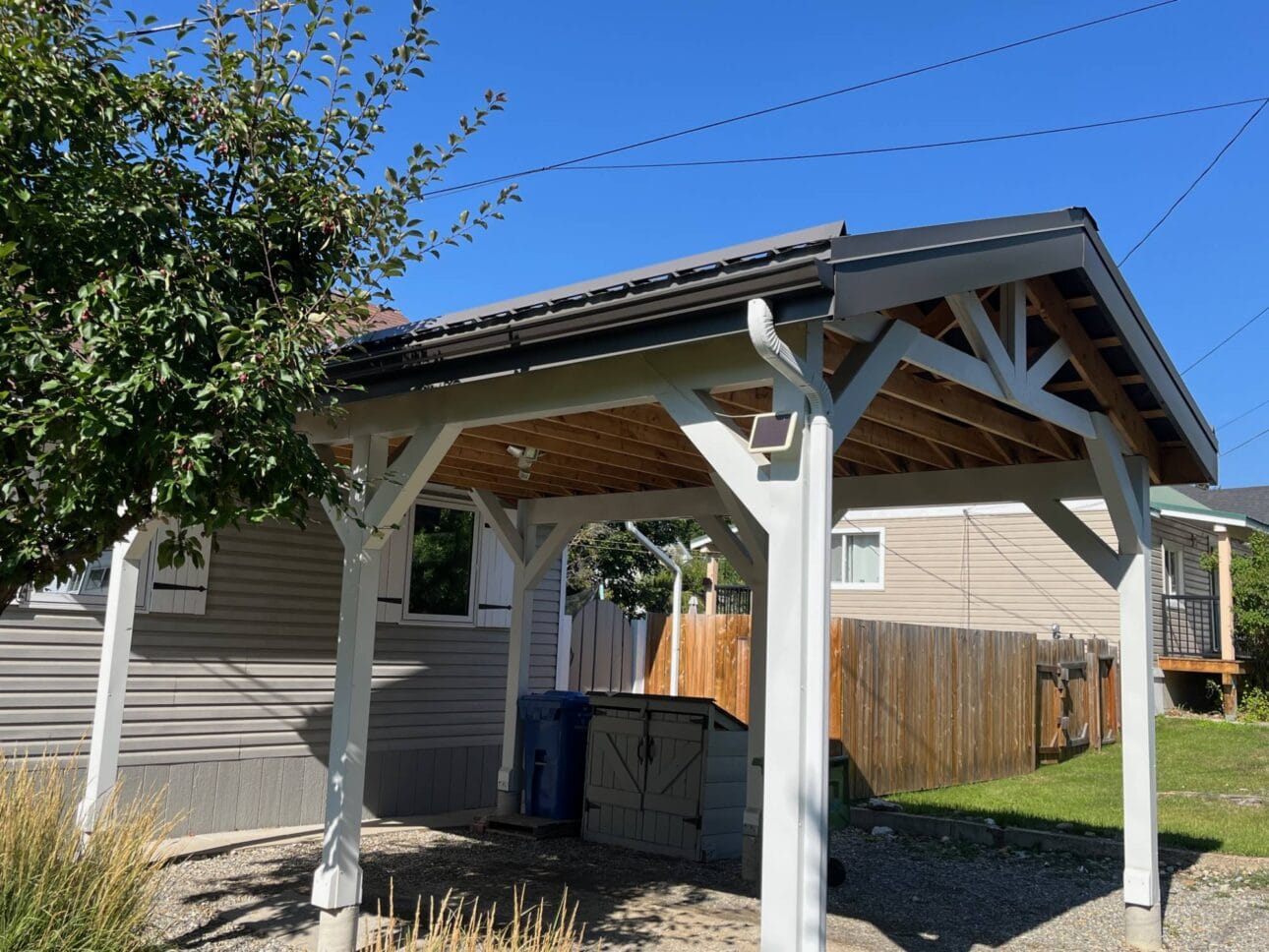 Carport eavestrough